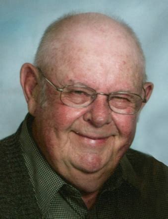 Robert "Bob" Thomas Davis Obituary - 2023 - Hugeback Johnson Funeral Home