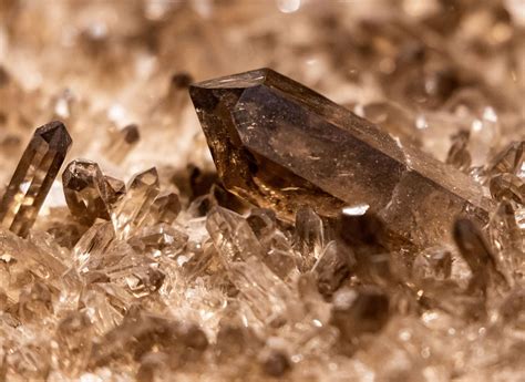 Specialty Minerals & Crystals | CommTrac | TBA Group