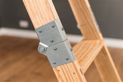 The Stira wraparound hinge protects the first fold of the Stira ladder ...