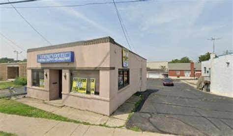 Eight Foot Spa - Erotic Massage in Cincinnati, Ohio | WinkNKink