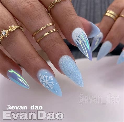 45 snowflake nails with a korean touch perfect for winter – Artofit