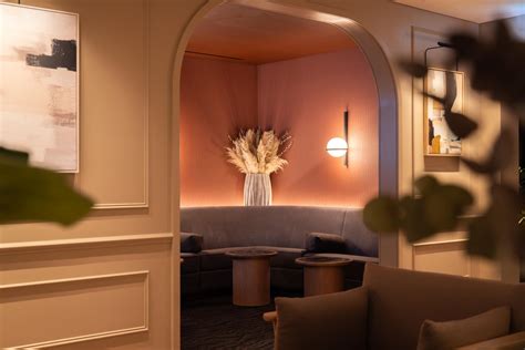 Airports & Terminals | No1 Lounges