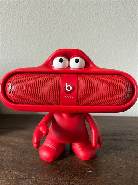 Beats Pill Character
