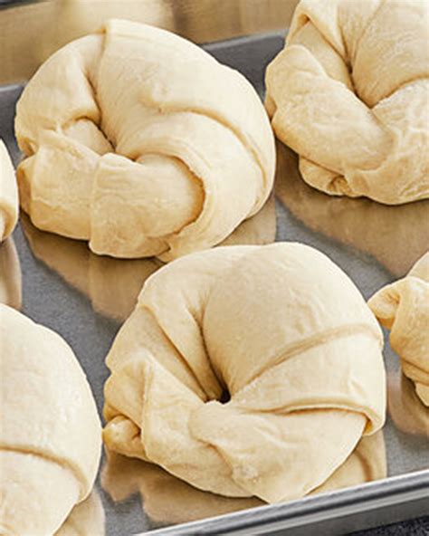 Croissant Large (Curved) 25% Butter 3.75oz/126ct. OB – texasbakerysupply