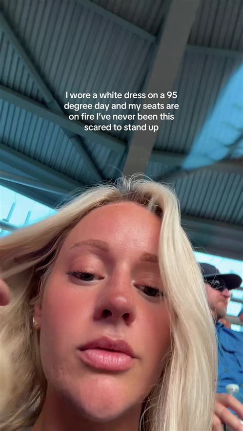 Erica Lovely (@erica_lovelyyy) - Urlebird