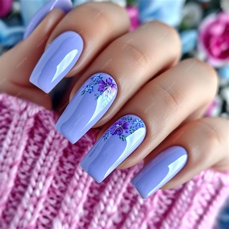 Premium Photo | Periwinkle colored nail polish on manicured nails