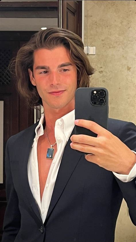 Men's Long Hairstyles Straight, Boys Long Hairstyles, Long Straight Hair, Long Hair Cuts, Mens ...
