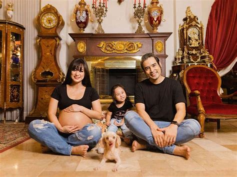 Jopay Paguia and Joshua Zamora mark 8th wedding anniversary | GMA ...