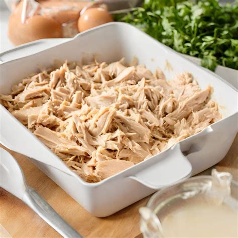 Shredded Chicken Recipe: Simple and Flavorful! - The Fresh Man cook