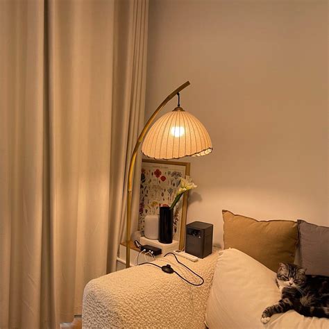 Sanna Floor Lamp – Vakkerlight