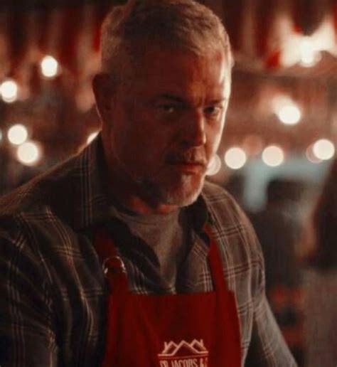 How would you introduce the characters of the show BEFORE you watched the show? Like before ...