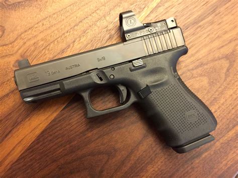 Best Night Sights For Glock 19 Mos at Savannah Buckmaster blog