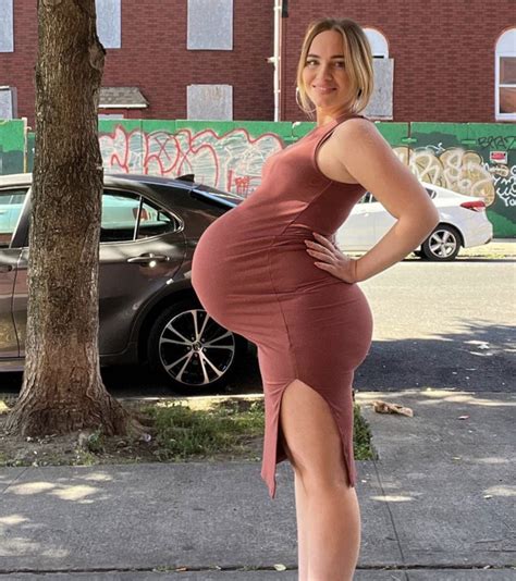 Pregnant belly by josiahso on DeviantArt