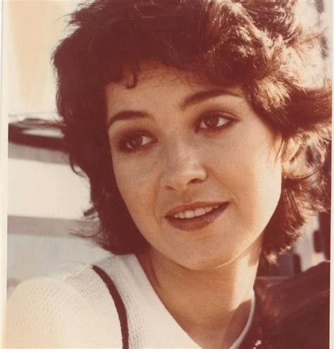 Annie Potts in 1979. : r/OldSchoolCool