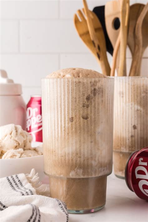 Dr. Pepper Ice Cream Float - Kitchen Divas