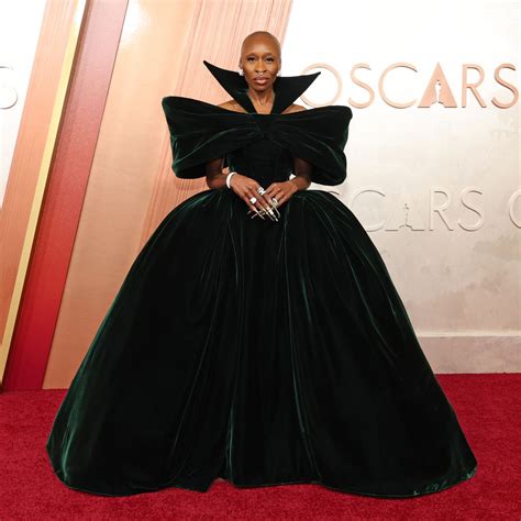 Los mejores looks de la alfombra roja de los Premios Oscar 2025