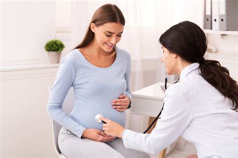 Midwife vs. OB/GYN: Deciding Which One is Right for You - Filter Free Parents