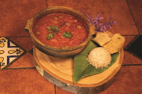 Bacalao a la vizcaína | CulturaGuate