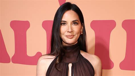 Olivia Munn Trichotillomanie Dalvin Adams | Olivia Munn For The