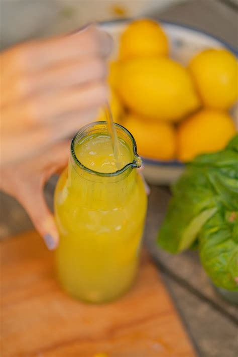 Lemon Juice Bottle Photos, Download The BEST Free Lemon Juice Bottle ...