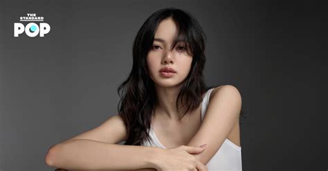 Lisa BLACKPINK ขึ้นปกนิตยสารแฟชั่นชื่อดังของอเมริกา 'V Magazine' ฉบับ ...