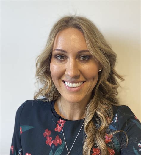 OMG! Natalie Reynolds' Private Life Exposed - Unseen Footage! - Truth or Fiction