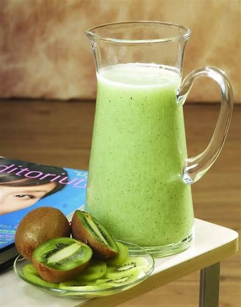 7 Snacks under 50 Calories for Your New Years Diet ...