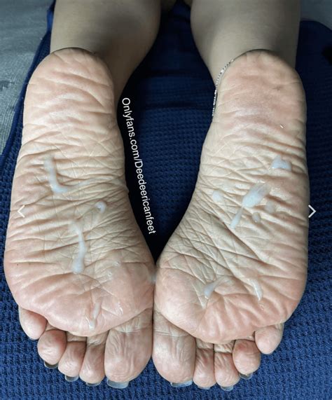 Blasted wrinkly soles : r/CumOnSoles