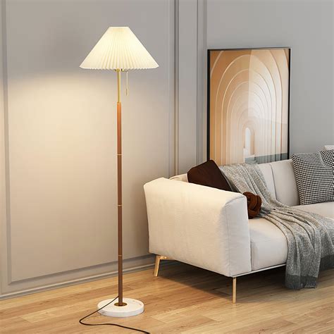 5+ Stylish Floor Lamps for Your Small Space - Vakkerlight