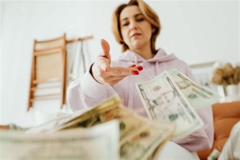 Convert 1500 Rupees to US Dollars: Accurate Real-Time Currency ...