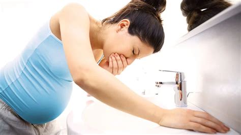 Vomiting and diarrhea when pregnant: Is it serious?