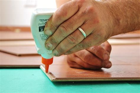 How to Glue Upholstery Foam to Wood - Step-by-Step Guide - Cut The Wood