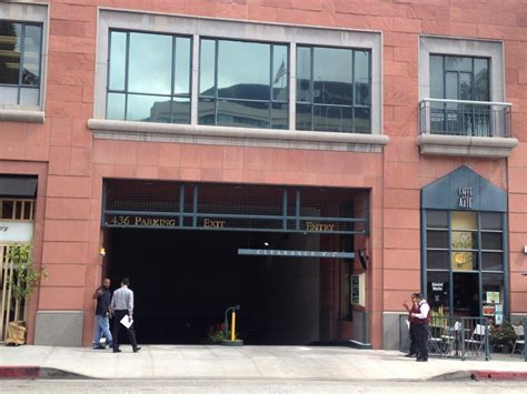 Car Parking In Beverly Hills at Ethan Heyer blog