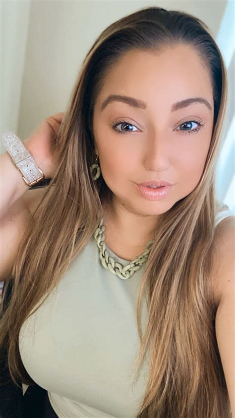 Linda Rodriguez on LinkedIn: #content #selfmade #influencer #greatest # ...