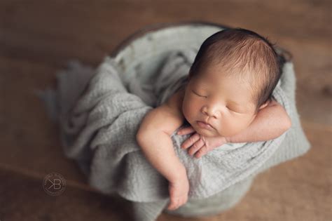 Newborn Baby Boy Photoshoot Ideas at Imelda Metzger blog