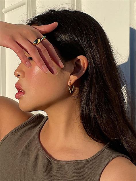 Laser Skin Tightening: Everything You Need to Know | Who What Wear