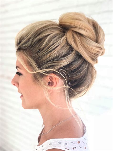 12+ Messy Bun Hairstyles For Long Hair - Hairstyle | Haircut Trend
