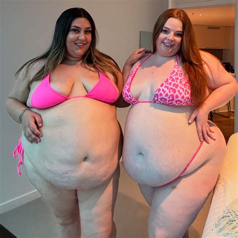 🎀Layla May🎀 | Idgaf I never did 👅 #plussize | Instagram