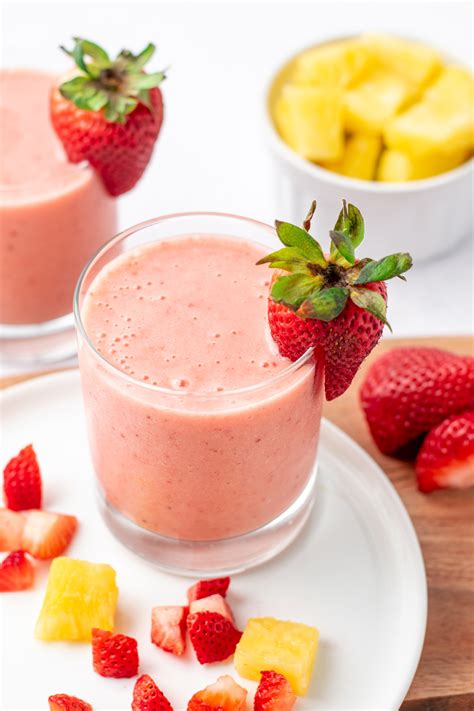 Bahama Mama Tropical Smoothie - Olivia's Kitchen