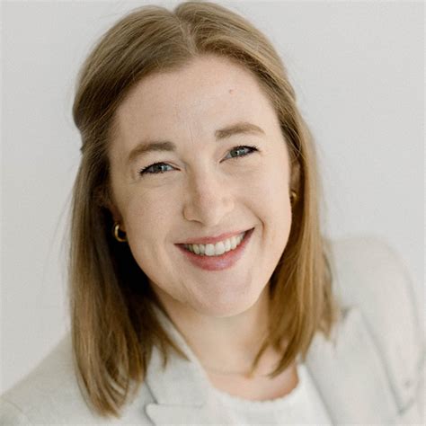 Hillary Maple, Columbus, IN Real Estate Associate - RE/MAX Real Estate ...