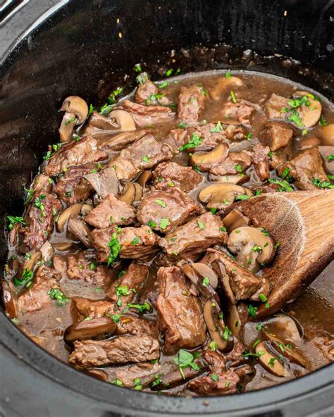 Crockpot Steak And Gravy - Jo Cooks