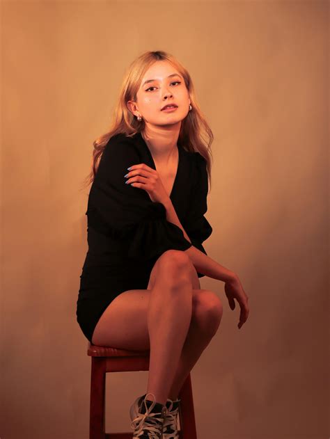 90.000+ Nackte+teenager+mädchen Bilder und Fotos · Kostenlos Downloaden · Pexels Stock-Fotos