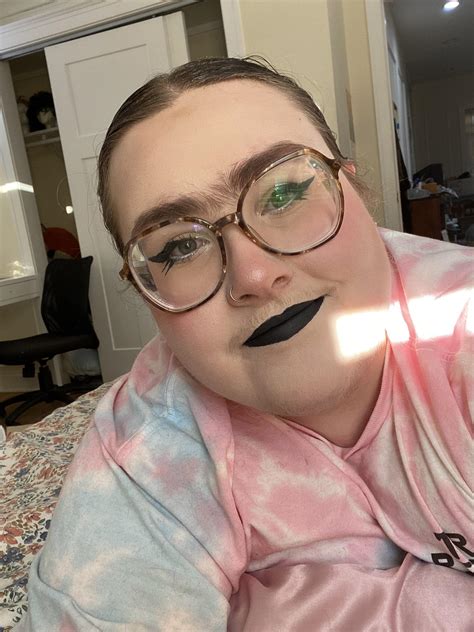 got inspired to do my makeup after about 2 years of spiraling mental ...