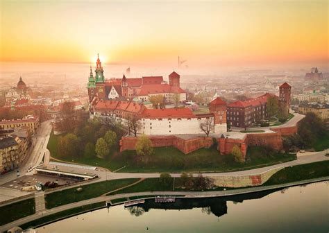 Download Poland Pictures | Wallpapers.com