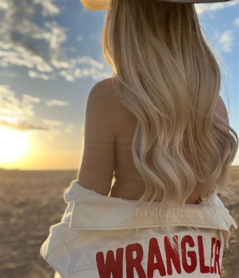 Taylor Breesey Biography - Age, Height, TikTok