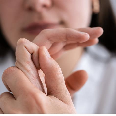 Why do Joints Crack? | Foundation Chiropractic