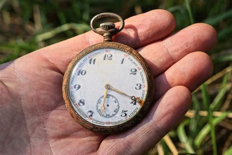 Old Waltham Pocket Watches Value & Identification (With Rare Models)