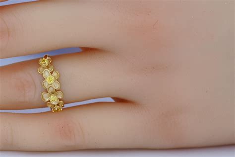 Customizable Flower 14k gold ring. For Sale at 1stDibs