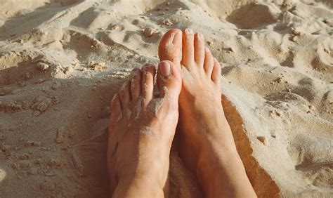 Numb Toes: Common Causes and When to Seek Help - Feet First Clinic