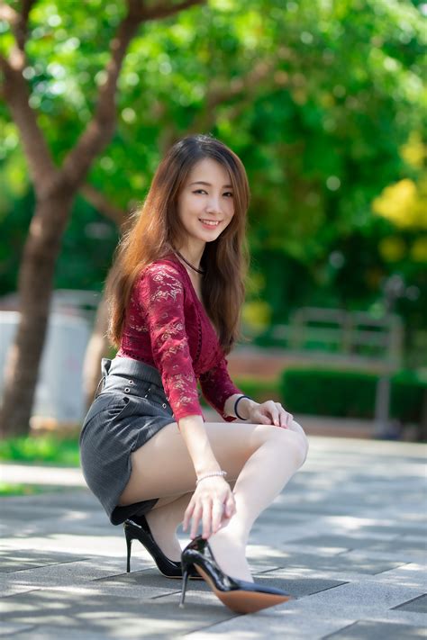 #1420869 Asian, Sitting, Legs, Shorts, Blouse, Hat - Rare Gallery HD Wallpapers